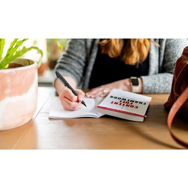 Uni-ball Uniball Roller Grip Rollerball Pens, Fine Point, 0.7mm, Blue Ink, Dozen (60709) 5 Uni-ball Uniball Roller Grip Rollerball Pens, Fine Point, 0.7mm, Blue Ink, Dozen (60709) - Image 5