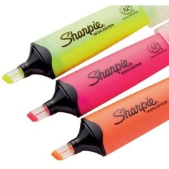 Sharpie Clear View Highlighter, Chisel Tip, Assorted, 3/Pack (1912767/2128222) -Sharpie || Pentel || Bic Shop s1044525 s7